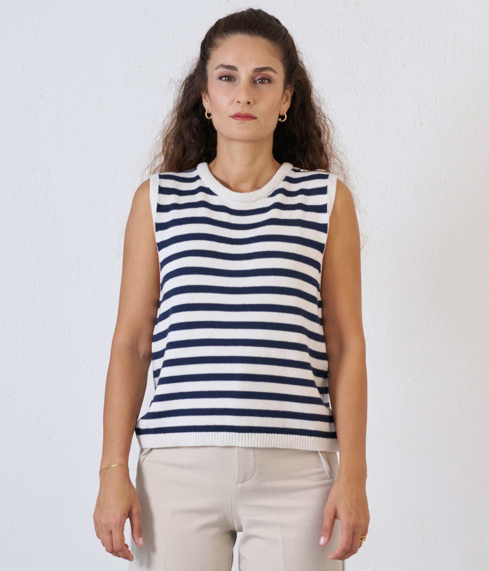 Sleeveless No10 Sail